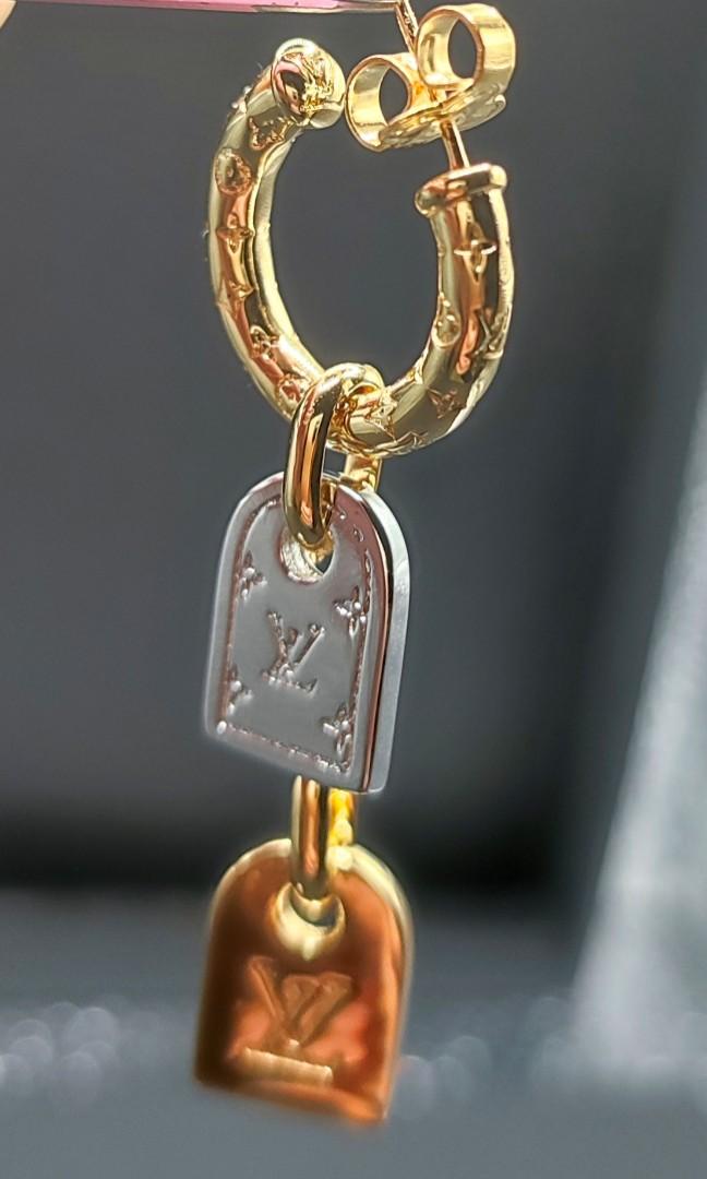 Louis Vuitton Precious Nanogram Tag Bracelet, Gold