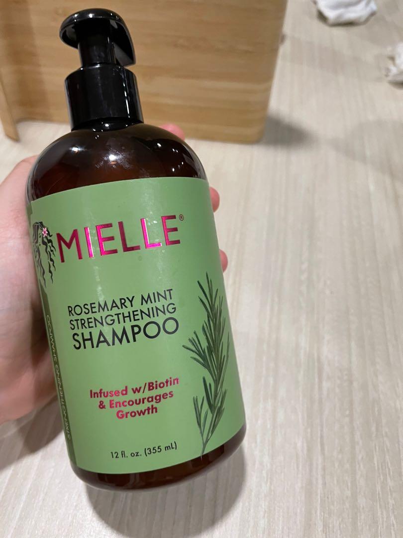 Mielle Organics Rosemary Mint Strenthening Shampoo