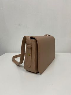 （分類：）位於 。 由 sellfy 提交（商品編號 1153622428，圖片 1）。簡介： 。