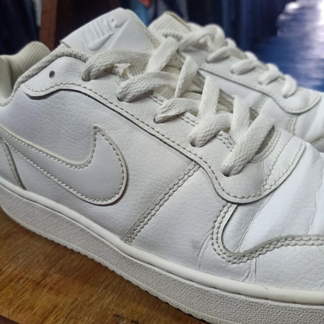 Nike ebernon low blanc sales