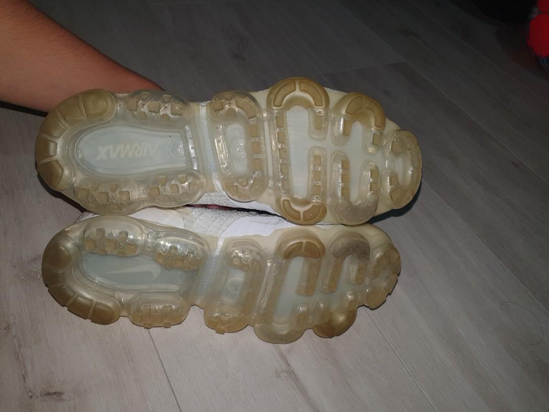 White vapormax clearance size 3