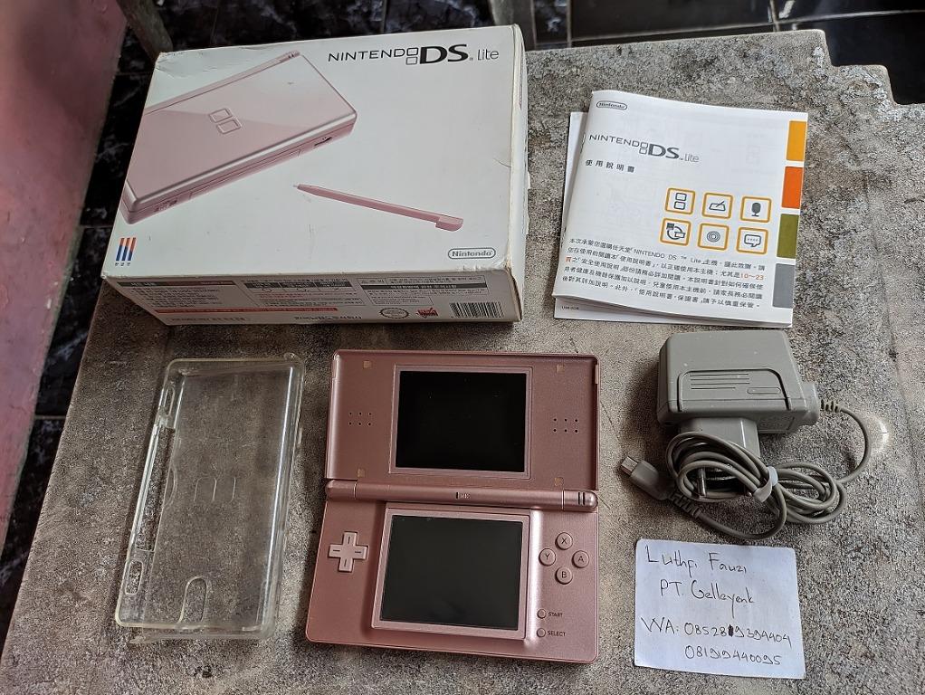 Nintendo DS Lite NDS Metallic Rose with R4 8GB Fullset Plus Case 