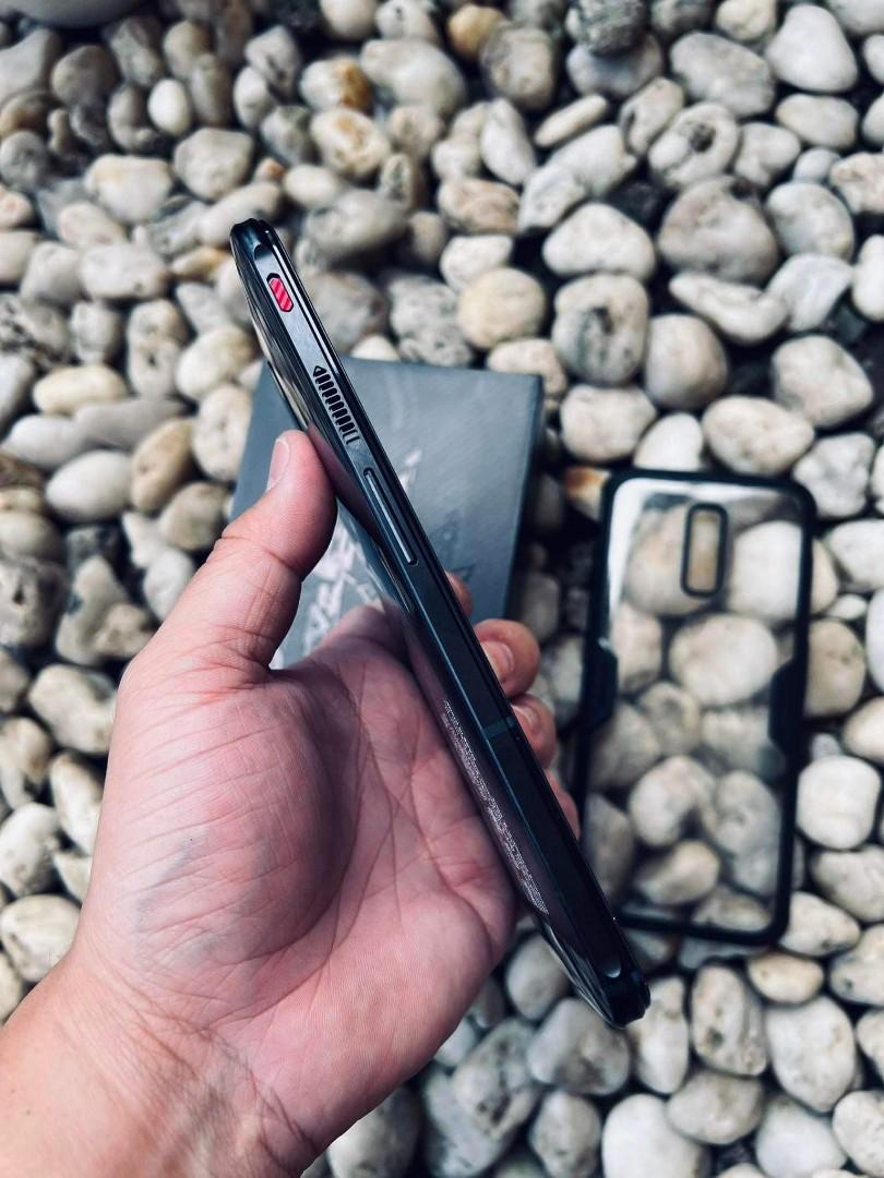NUBIA REDMAGIC 6SPRO 16/256GB (Category: Android Others) located in Caloocan City. Submitted by ombretedaniellemariz.deer (Listing ID 1153718669, Image 3). Description: RED MAGIC 6S pro 16/256gb Beast phone for gaming Like new Color: Cyborg Storage: 16/256gb Chipset: Snapdragon 888+5g Display: AMOLED 165hz refresh rate Global rom Openline dual sim Complete with box and all inclusions plus 1 extra case. Price: 31,000 (slightly negotiable) North ca