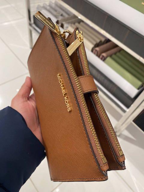 Mk shop wristlet clearance