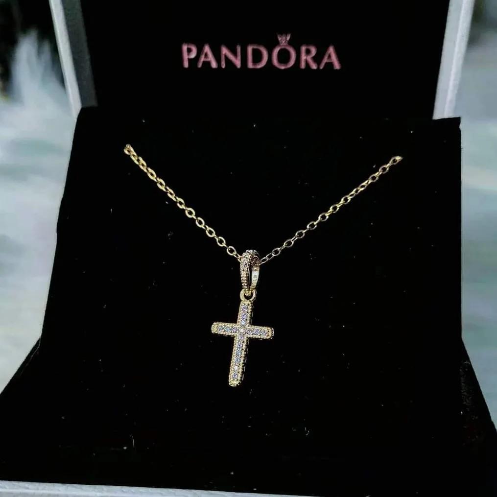 Amazon.com: Pandora Jewelry Sparkling Cross Cubic Zirconia Pendant in  Sterling Silver, No Box : Clothing, Shoes & Jewelry