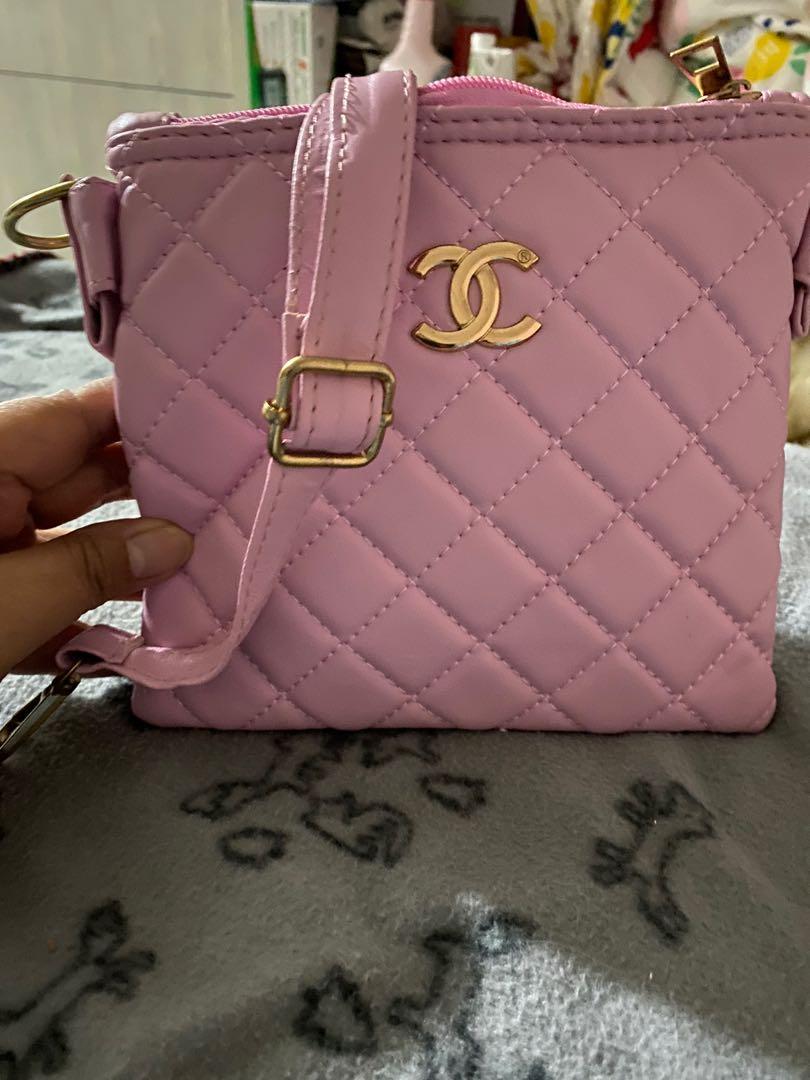 Pink small beach bag, Women's Fashion 