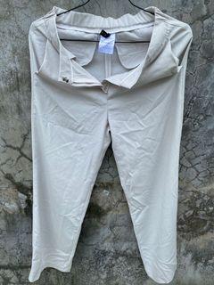 Preloved/thrift celana panjang wanita warna abu abu