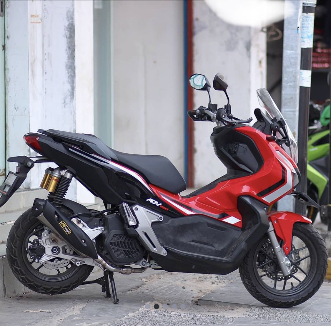 ROB1 全段不銹鋼排氣管adv150 pcx160 nmax aerox, 電單車買賣- Carousell