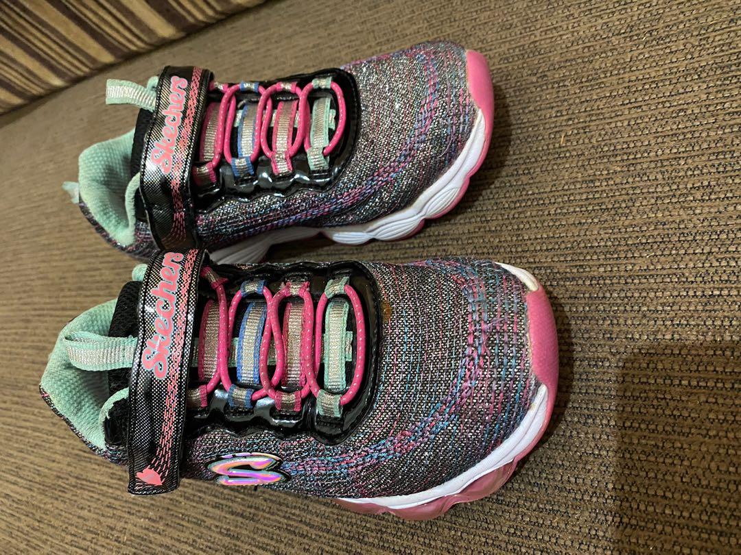 Sepatu skechers light anak cewek ori size 31 Bayi Anak Baju