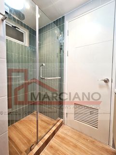 (Category: ) located in . Submitted by marciano.windoors (Listing ID 1153686389, Image 1). Description: .