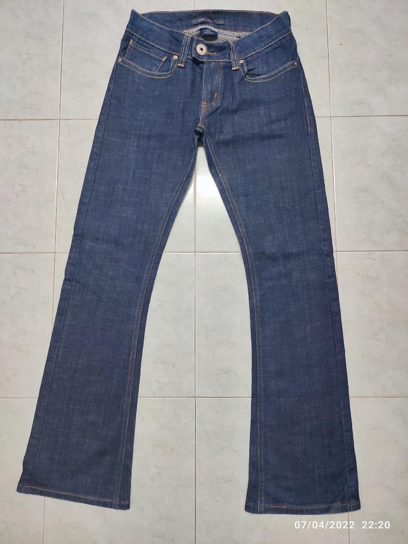 Levis 542 store tilted flare jeans