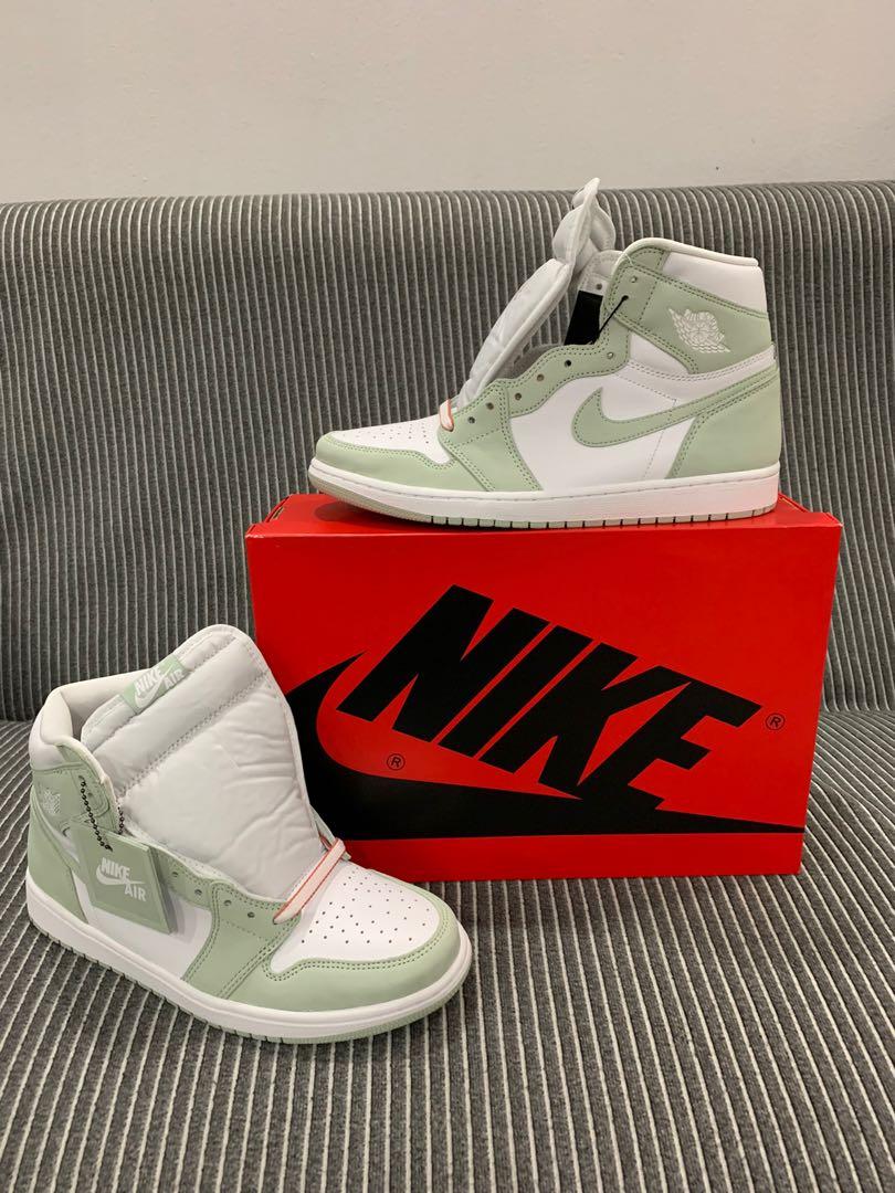 Air Jordan 1 Retro High OG 'Seafoam 
