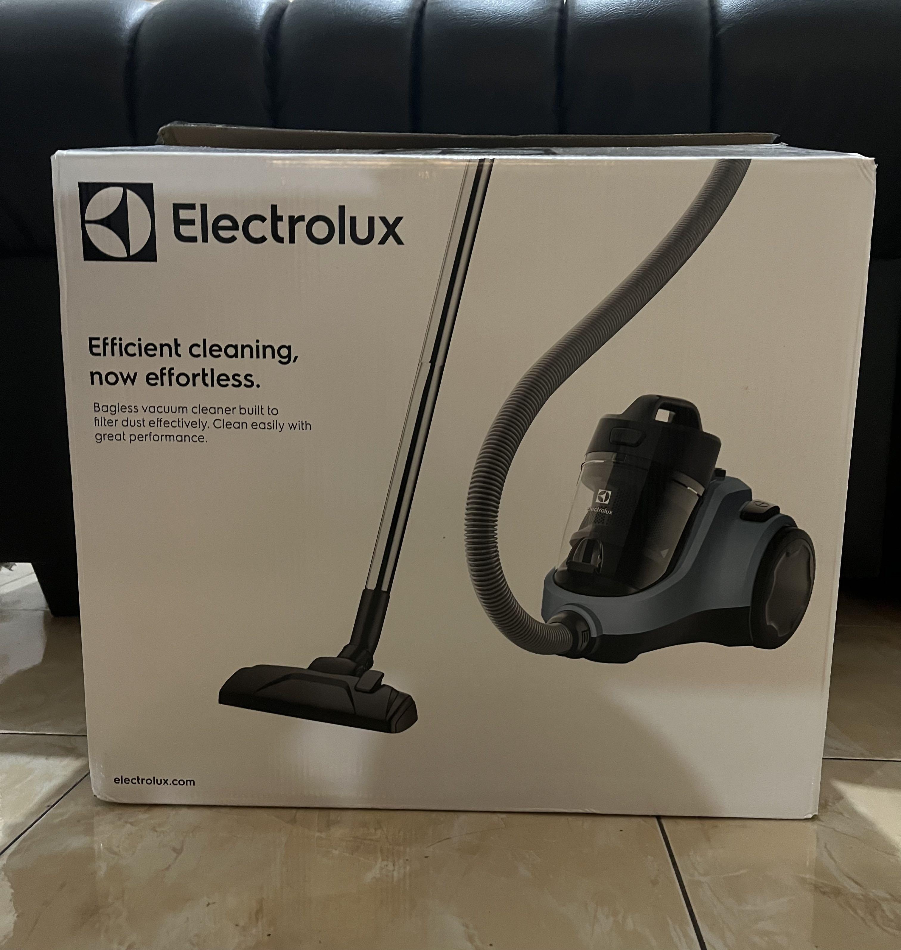 Vacuum Cleaner Bagless Model EC31-2BB 