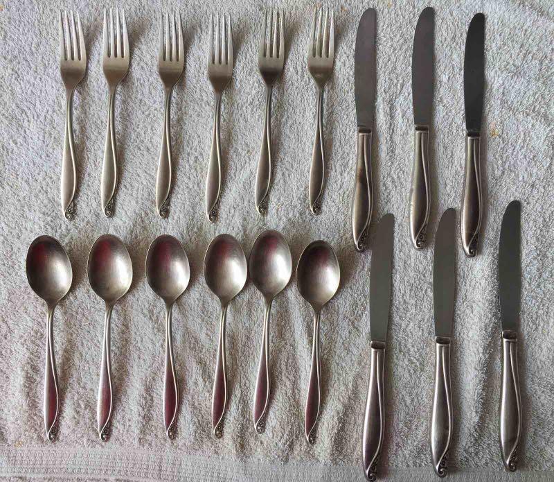 Wma rogers oneida outlet ltd spoon