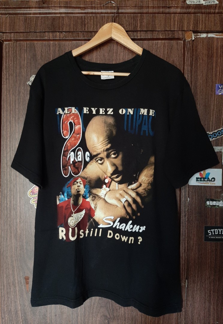 Vintage Tupac Shakur Rap Tee, Men's Fashion, Tops  Sets, Tshirts  Polo  Shirts on Carousell