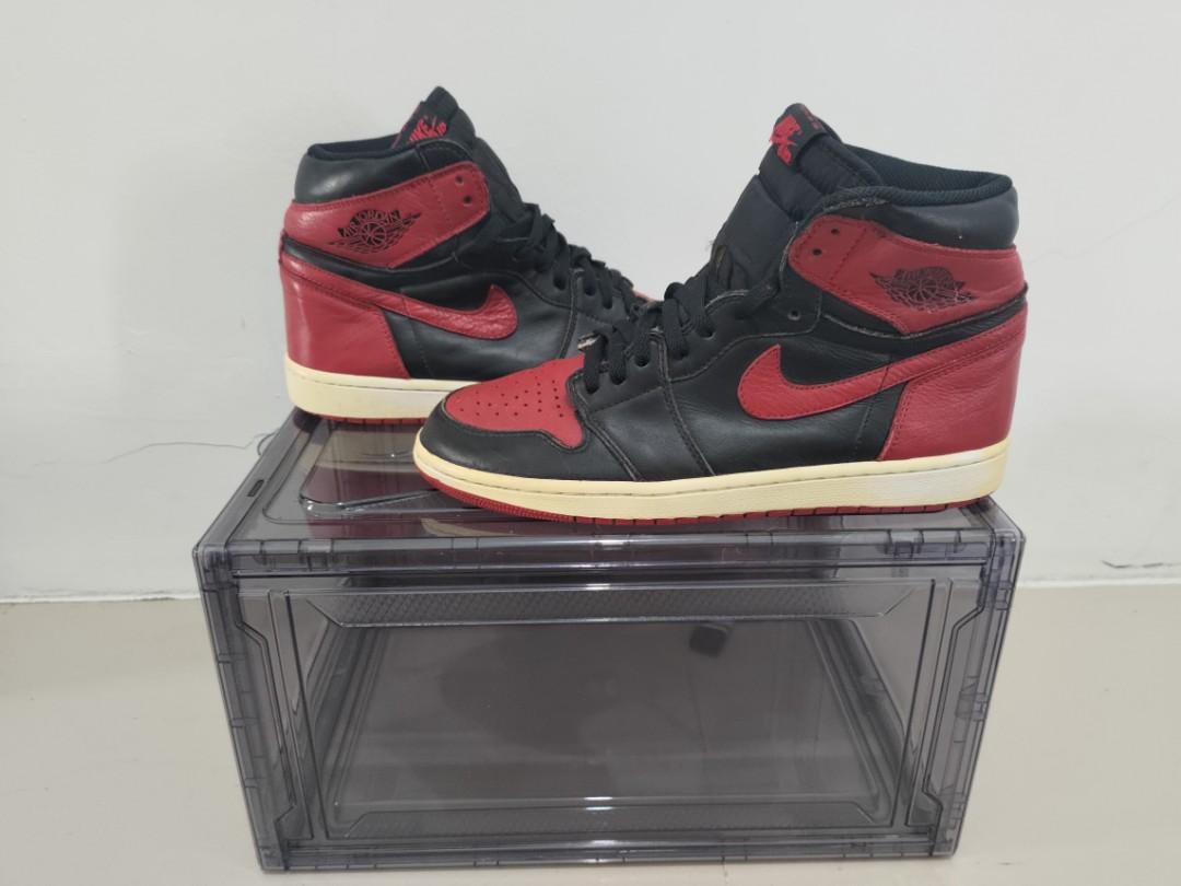 Air Jordan 1 High Banned Bred With 
