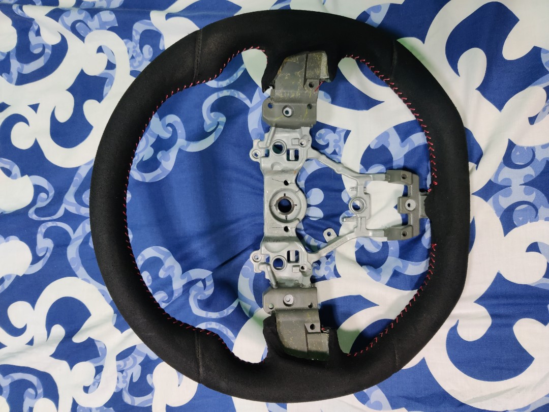 Alcantara steering wheel, Car Accessories, Accessories on Carousell