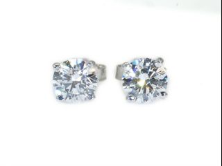 Diamond earrings Collection item 1