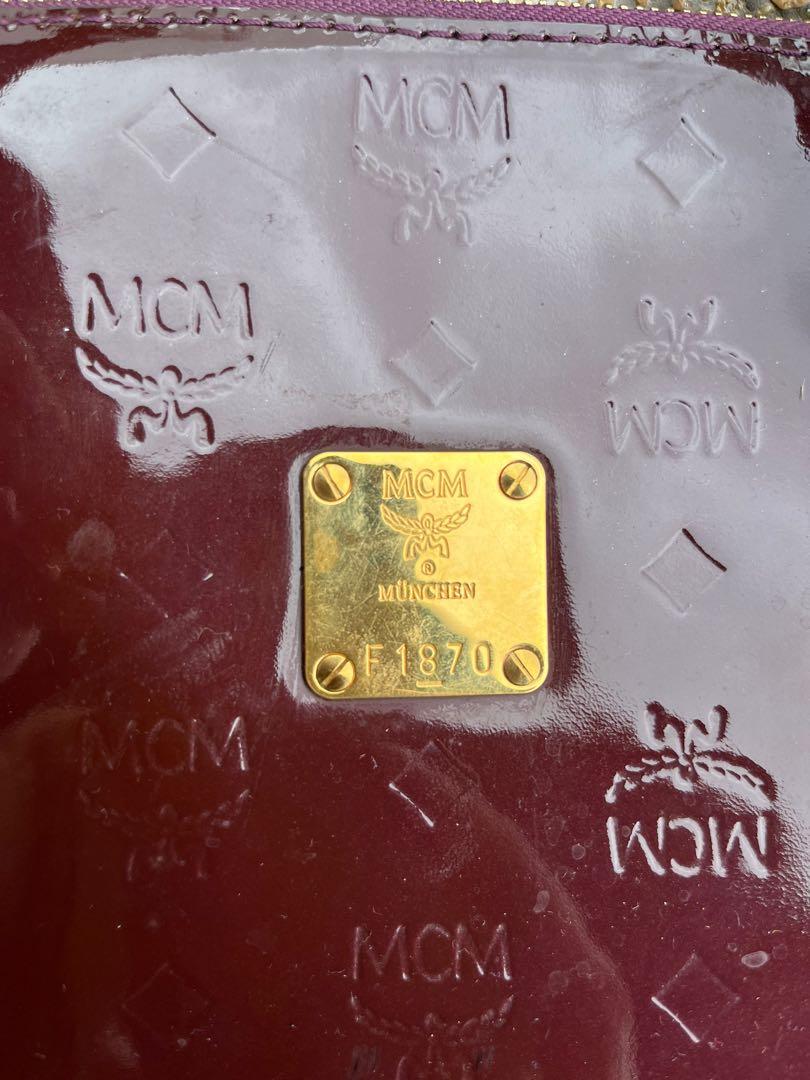 Authentic Mcm patent Alma bag (Category: Luxury Bags & Wallets) located in Paranaque City. Submitted by thebagsupplement (Listing ID 1153797691, Image 2). Description: Selling my authentic MCM patent dome / alma bag with slight color transfer at the back but not too obvious.