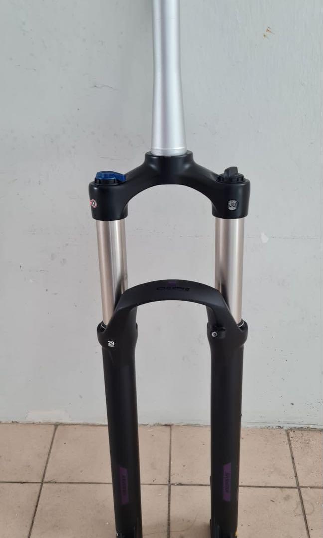 Brand new SUNTOUR XCR 32 LO R 120mm TRAVEL