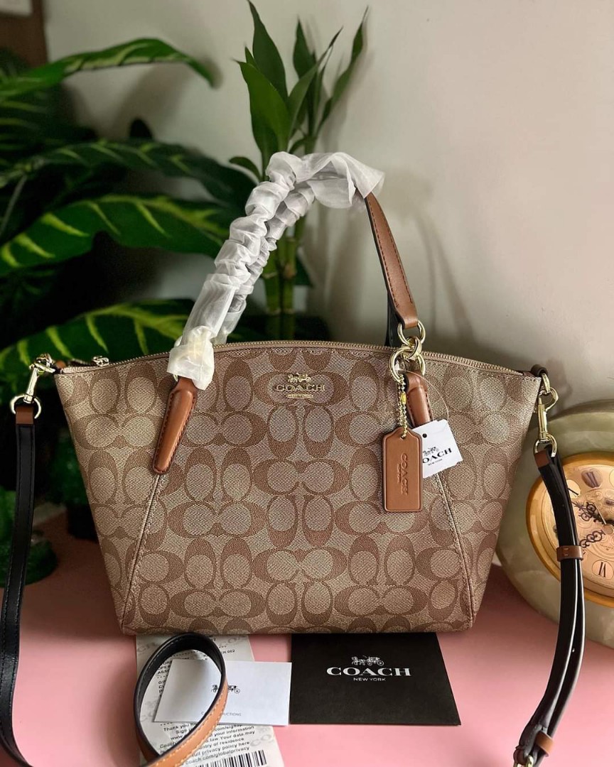 Coach online kelsey signature