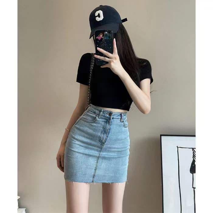 Denim skirt, Women's Fashion, Bottoms, Skirts on Carousell