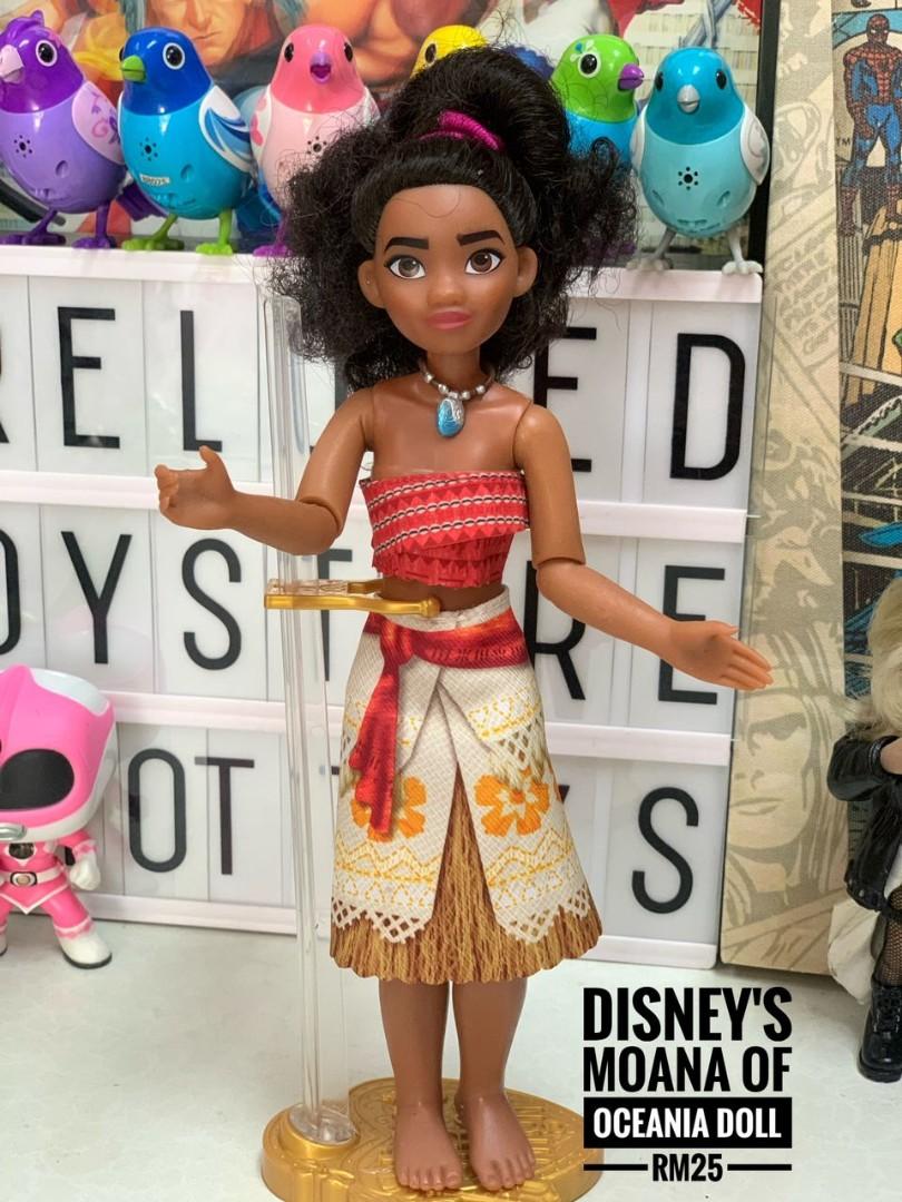 Disney Princess Moana of Oceania Fashion Doll