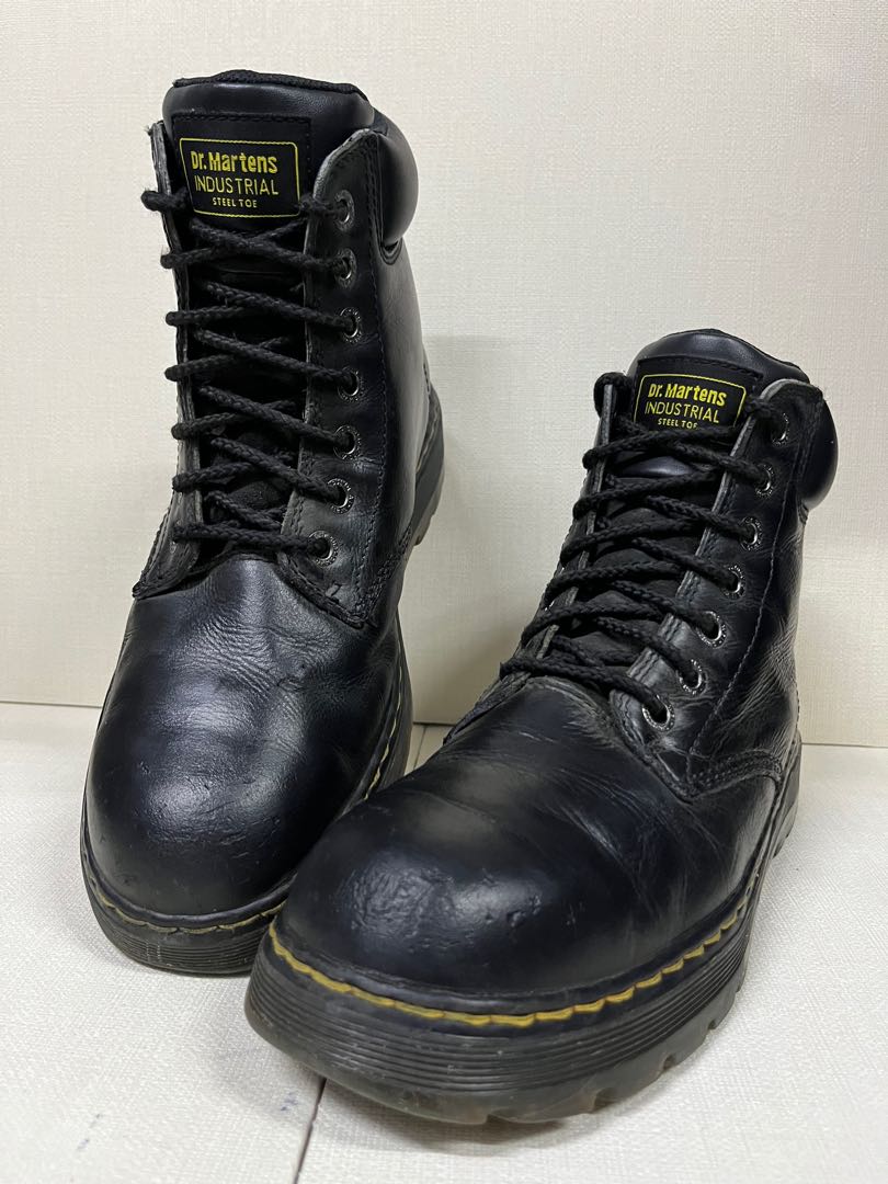 Doc martens store winch boots