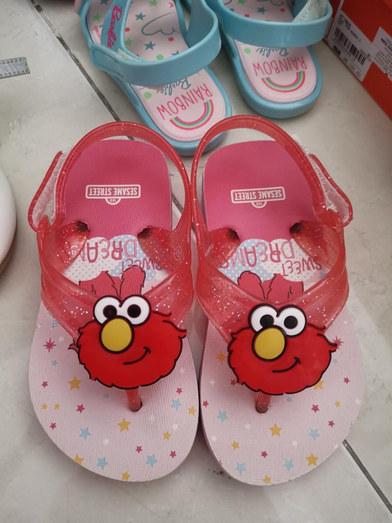 Elmo sandals hotsell for toddlers