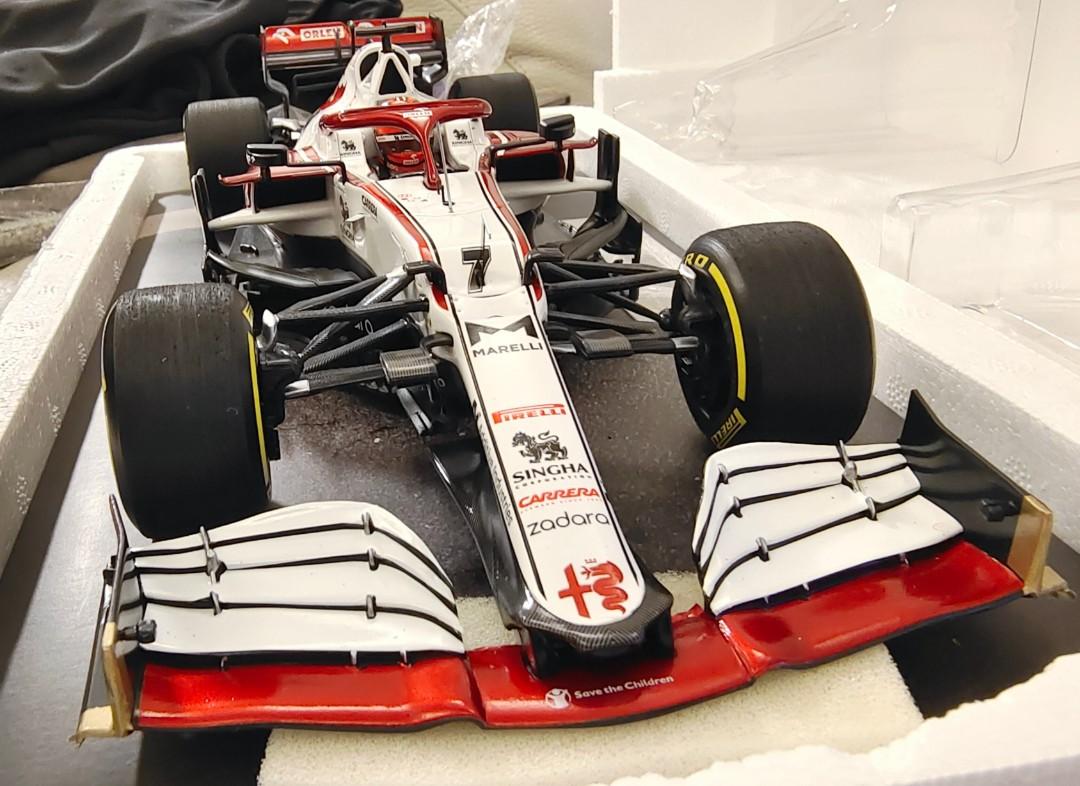 Kimi Raikkonen 限定品フィギュア、１／１８模型
