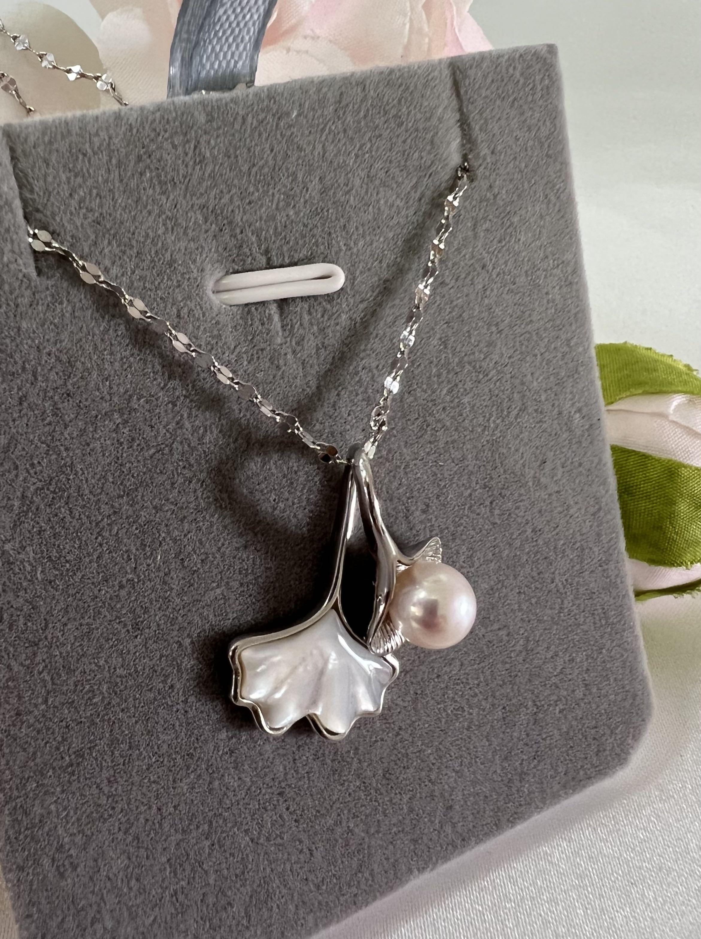 Ginkgo on sale leaf pendant