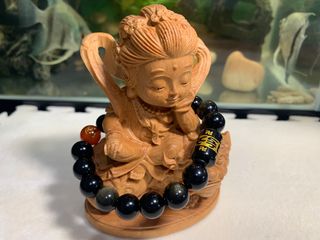 (Category: ) located in . Submitted by blessingsgallery88 (Listing ID 1153882610, Image 1). Description: .