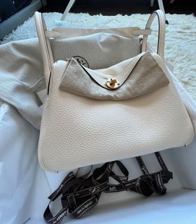 (Category: ) located in . Submitted by spotlightxstyle (Listing ID 1153777889, Image 1). Description: .