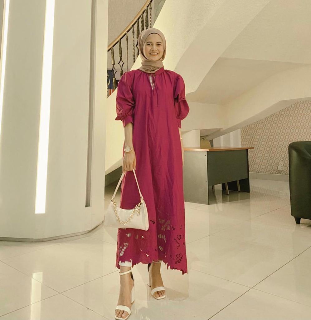 H&m on sale fuchsia dress