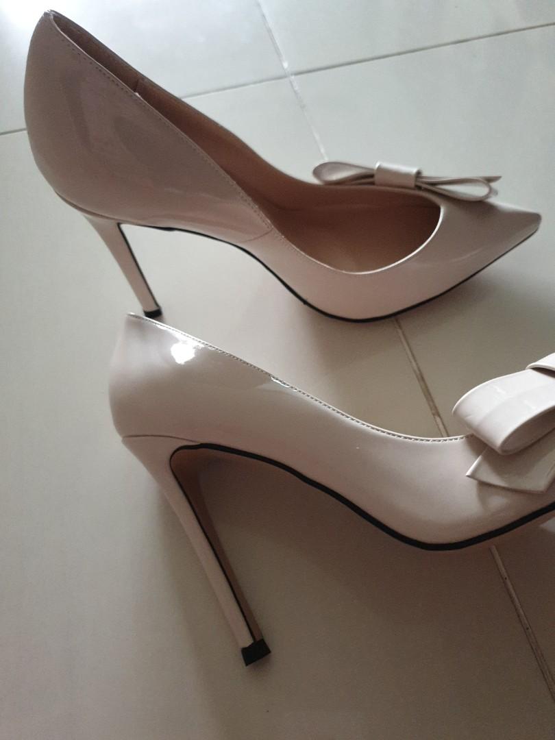 Nude top ribbon heels