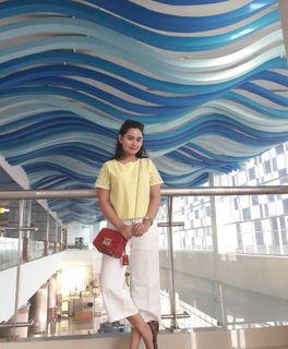 Kulot putih pendek