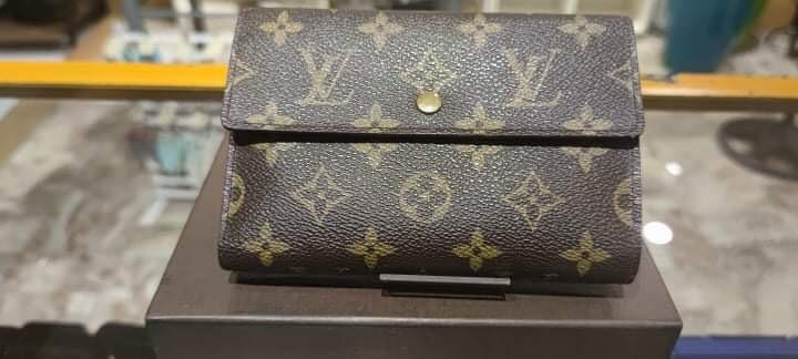 Louis Vuitton, Bags, Louis Vuitton Damier Porte Tresor Wallet