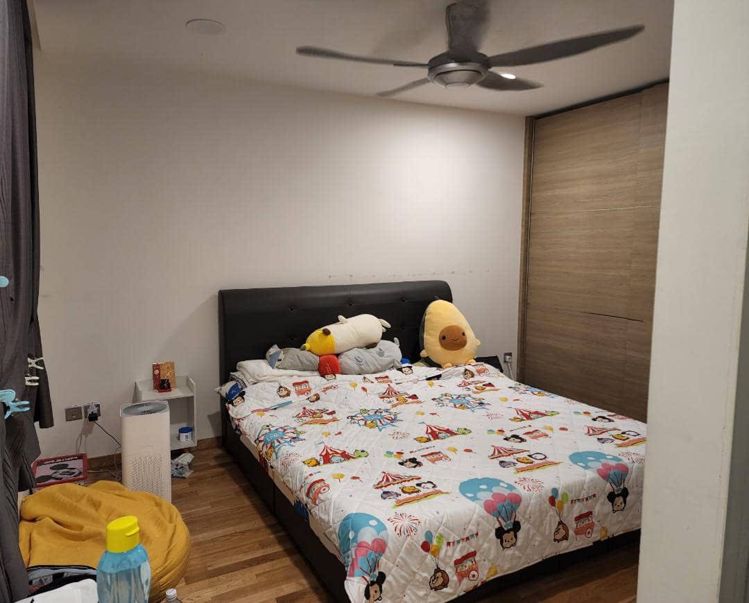 (Category: ) located in . Submitted by ftly_ (Listing ID 1153591710, Image 1). Description: .