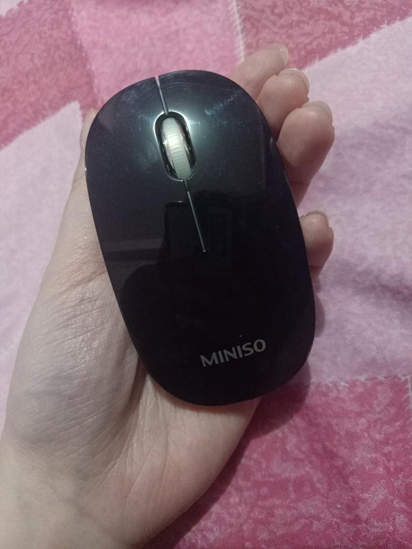 Miniso Portable Wireless Mouse (Category: Mouse & Mousepads) located in Manila. Submitted by quirkykpopper (Listing ID 1153914997, Image 3). Description: MINISO PORTABLE AND WIRELESS MOUSE -Bought from Miniso @ P399.00 -Used only for a few times -RFS: we have lots of mouse already DM me for more info.