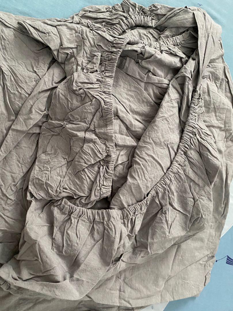 Muji fitted sheet and quilt cover, Furniture & Home Living, Bedding