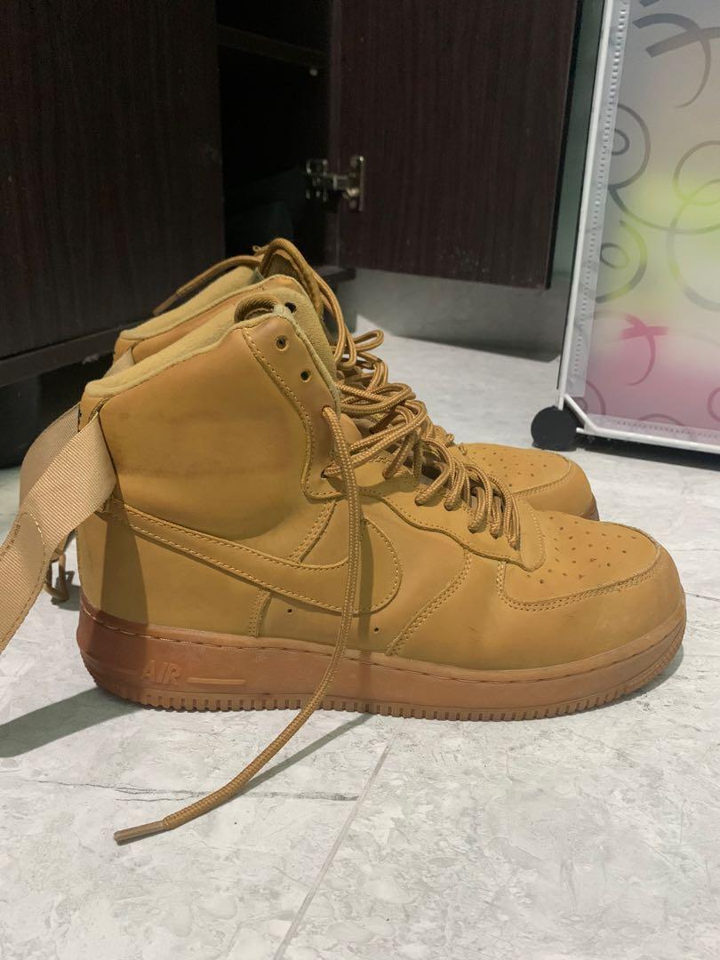 Nike wheat shop 2015