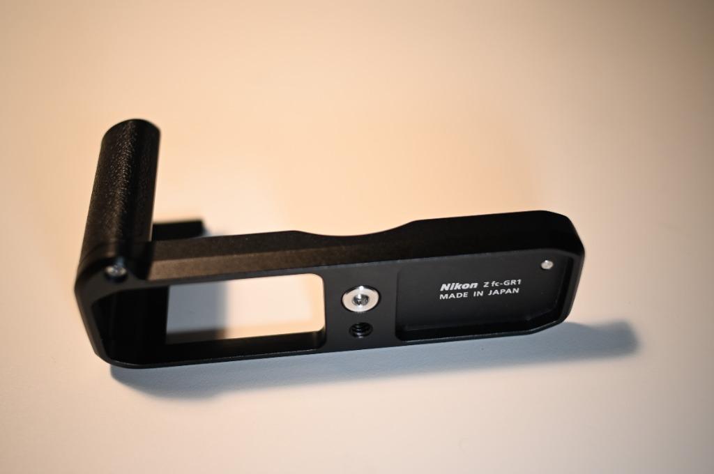 Nikon Z fcGR1 Extension Grip for Z fc Camera, 攝影器材, 相機 Carousell
