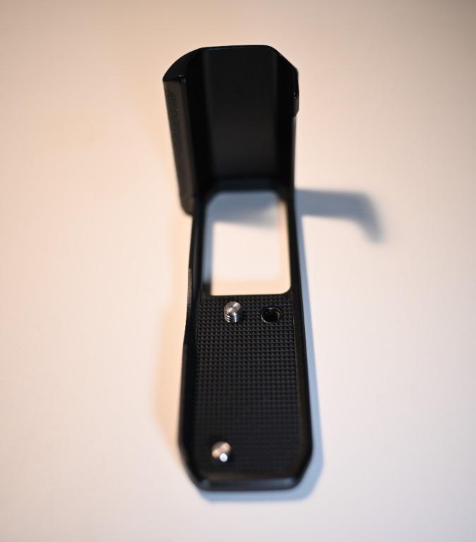 nikon-z-fc-gr1-extension-grip-for-z-fc-camera-carousell