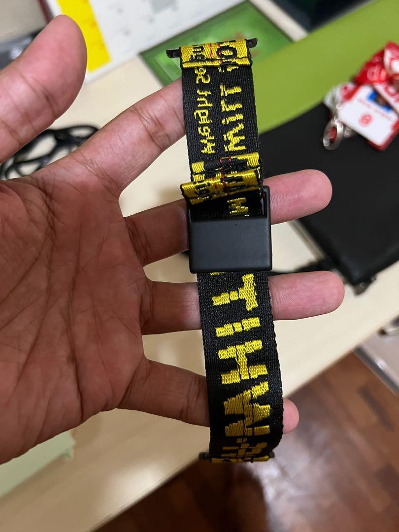 Off white strap apple store watch