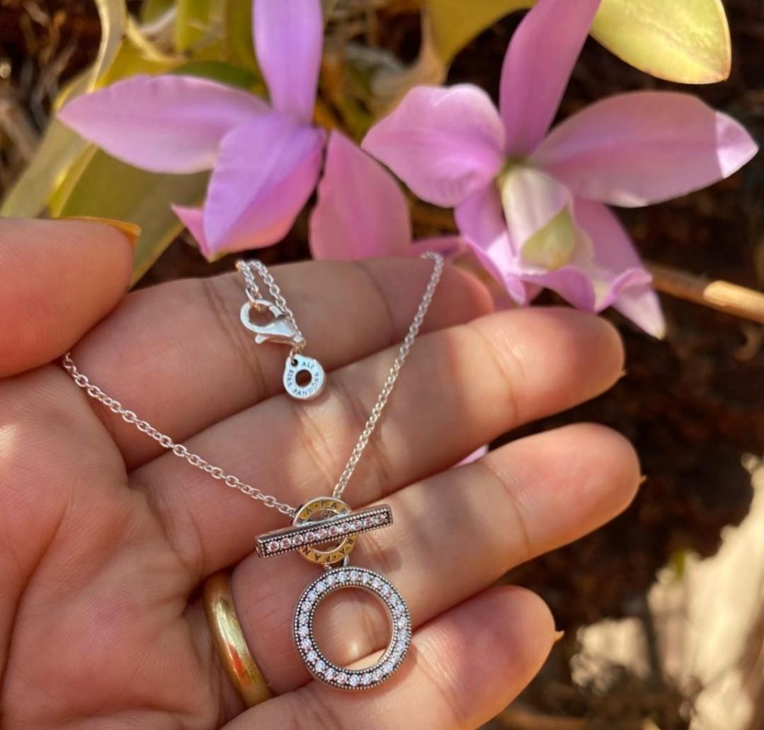 Double hoop t bar online necklace pandora