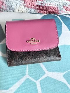 (Category: ) located in . Submitted by WhenasCloset (Listing ID 1153807509, Image 1). Description: .