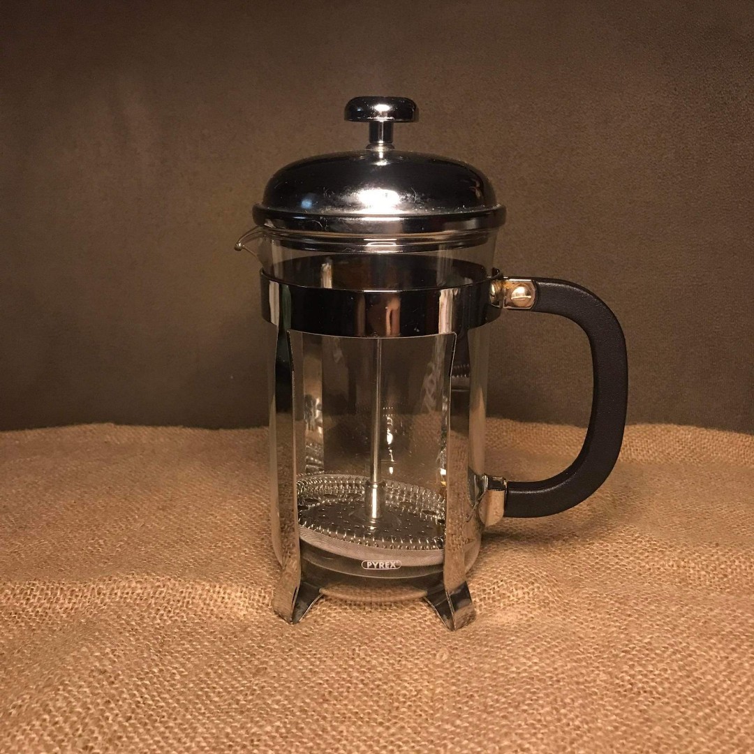 Pyrex French Press (with flaw), Furniture & Home Living, Kitchenware
