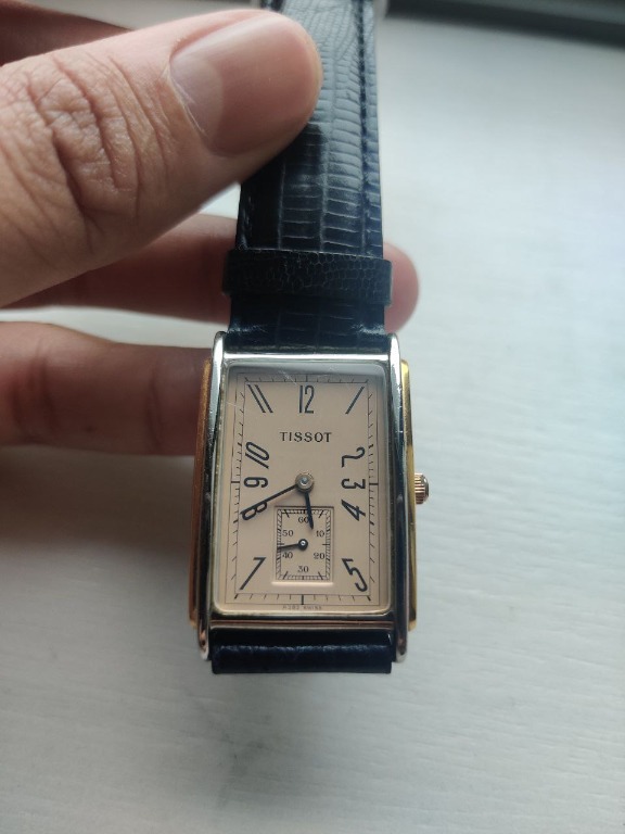 Tissot tank store