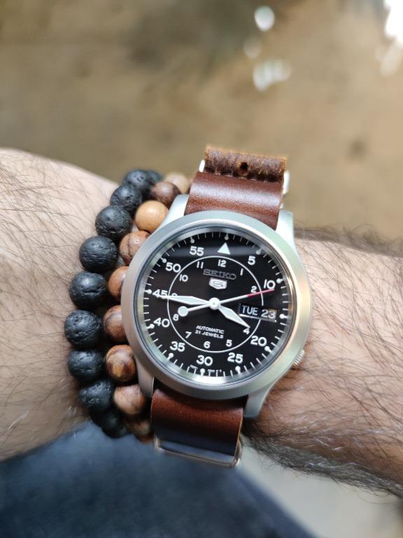 Snk809 leather hotsell
