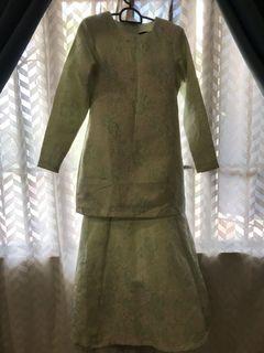 Sireh Pinang Brocade Kurung XS